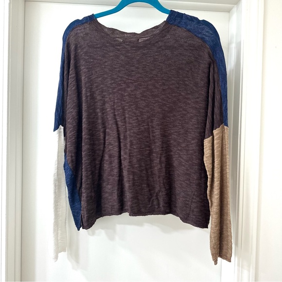 StitchDrop Blue Colorblock Crew Neck Lightweight Sweater, Size Large - Picture 8 of 10